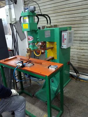 Saldatore a punti di pressione d'aria della macchina 100KVA della saldatura a punti di acciaio inossidabile multi