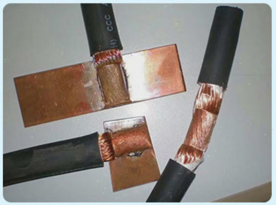 Macchina di rame per media frequenza della saldatura a punti un saldatore a punti 120KVA di 3 fasi per rame rosso